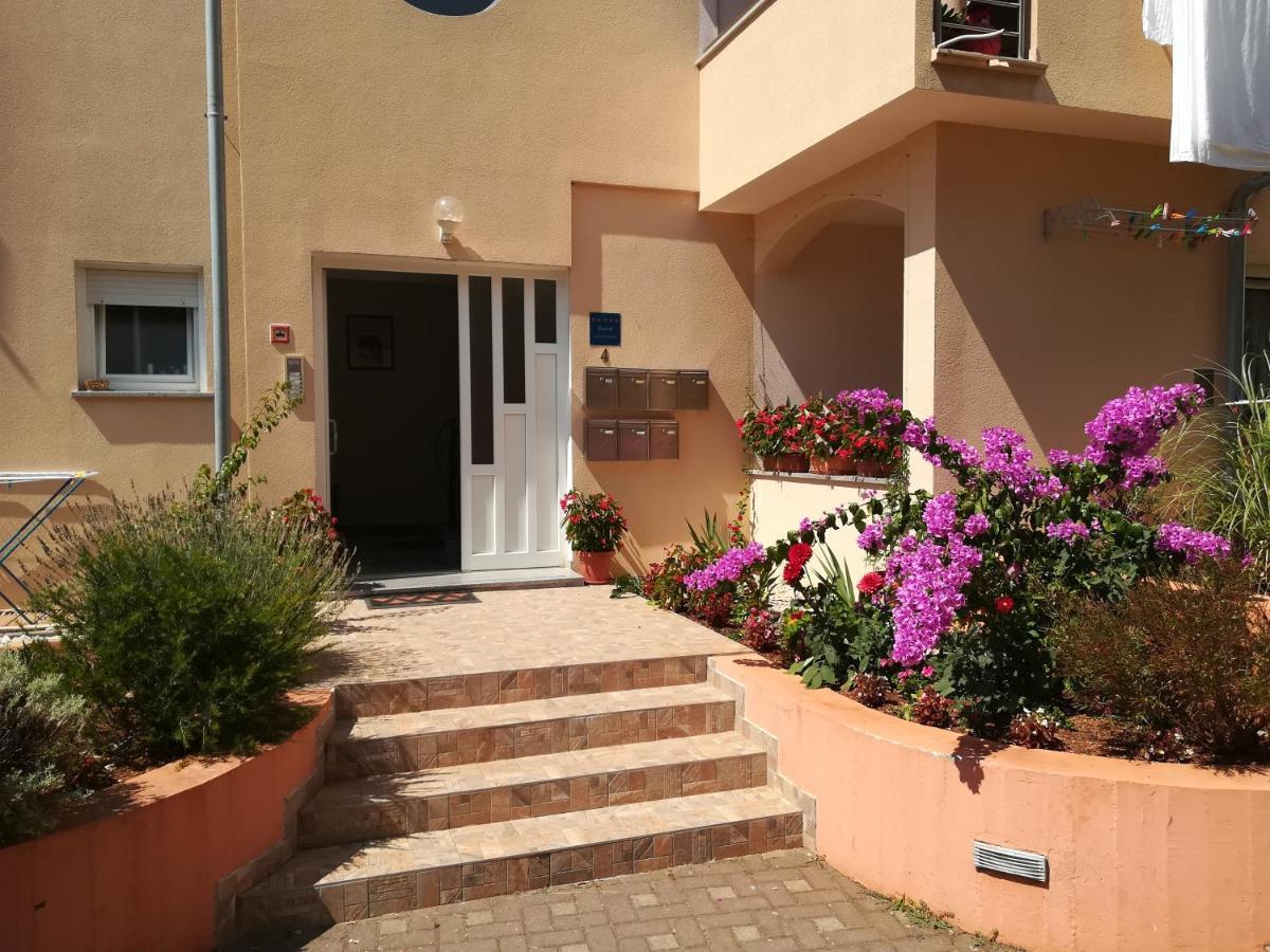 Apartman Mario Cres Esterno foto