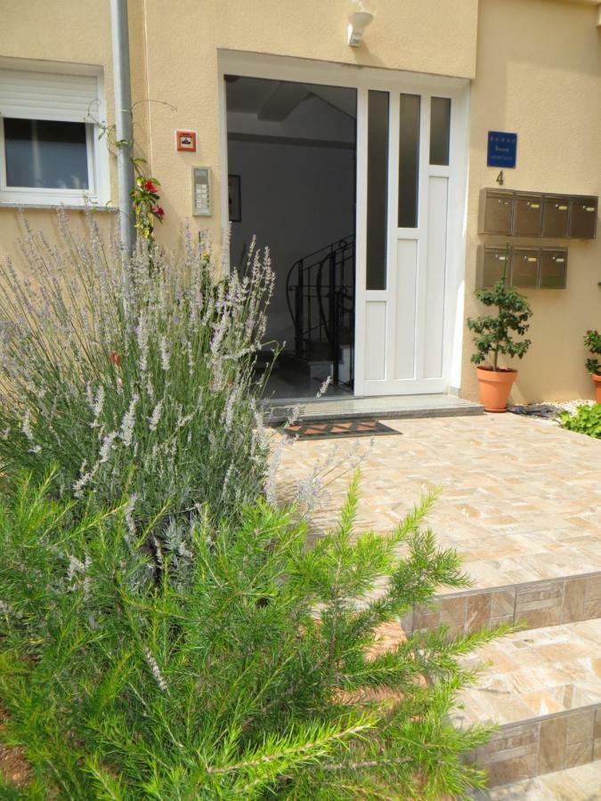 Apartman Mario Cres Esterno foto